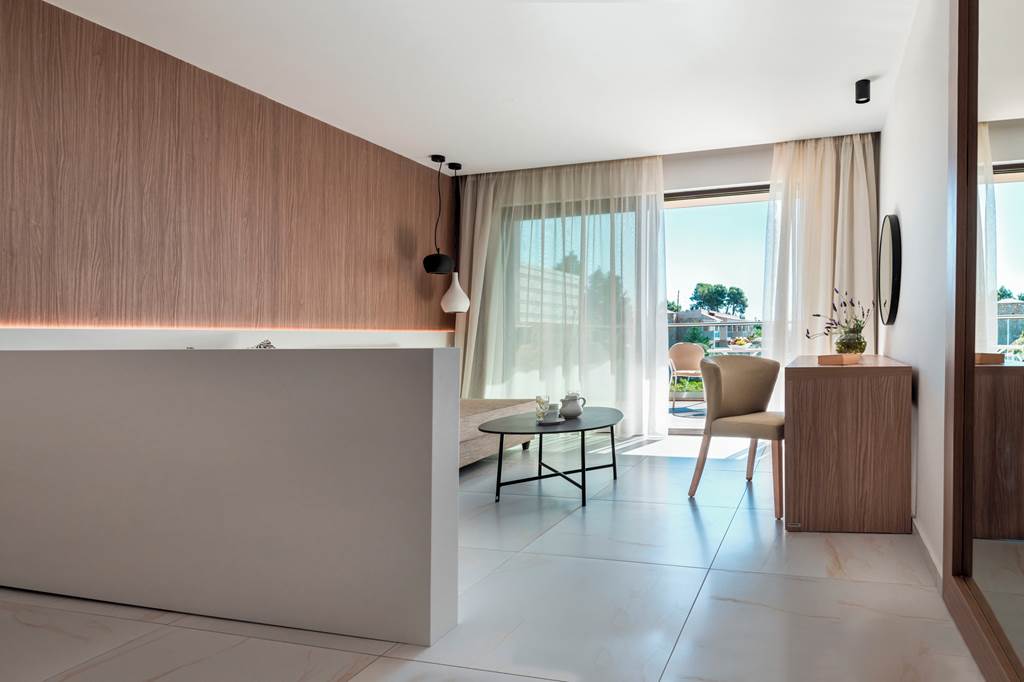 JSI_82993_Kassandra_Bay_Resort_&_Spa_0523_11.jpg