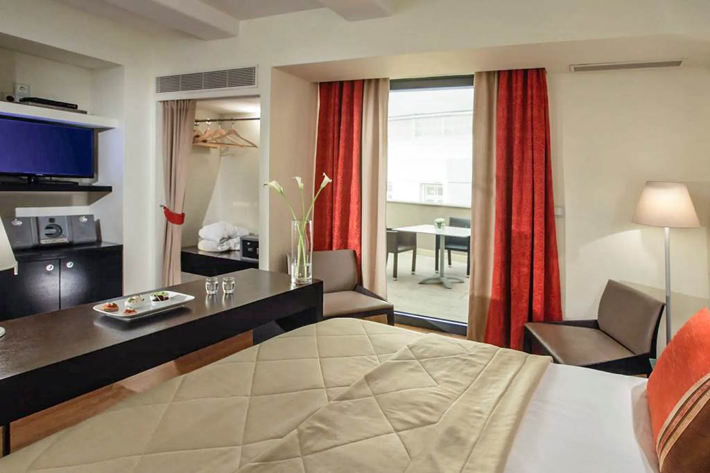 ATH_83536_O&B_Athens_Boutique_Hotel_0222_11.jpg