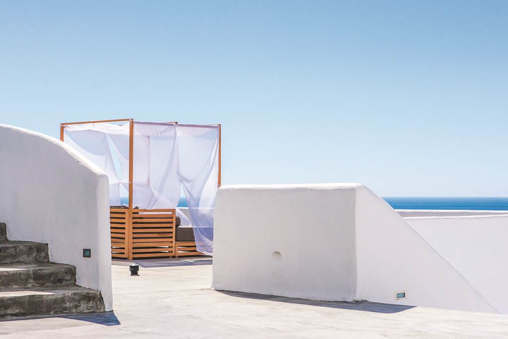 ZA_RHO_68626_LINDOS_SUN_0714_17.jpg
