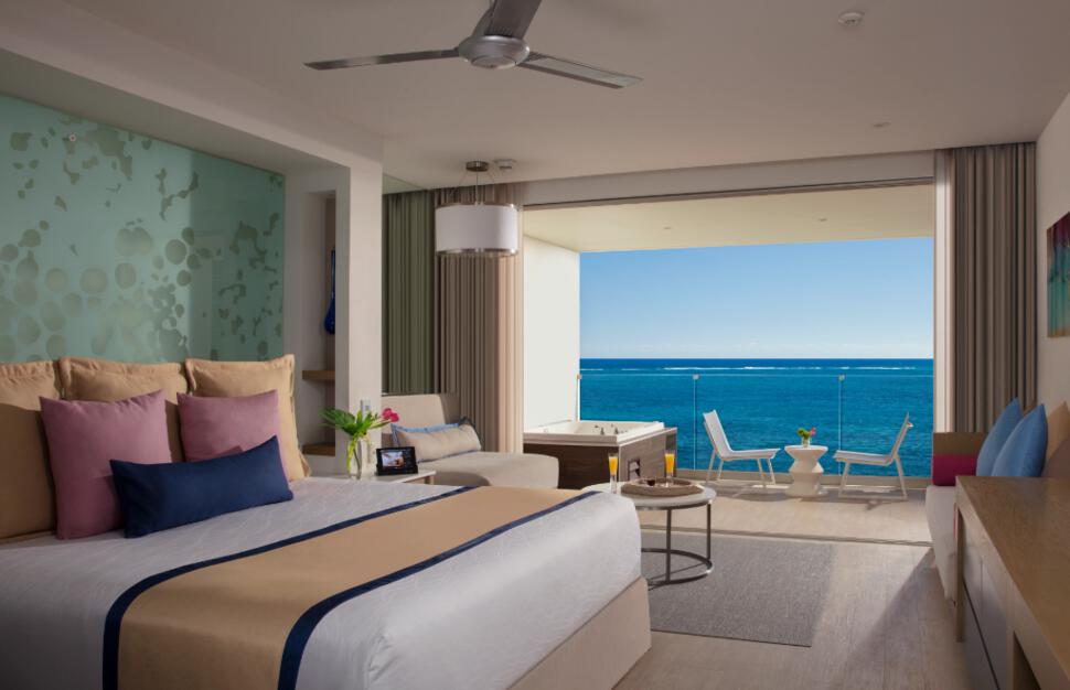 Secrets-Riviera-Cancun-Resort-and-Spa-6.jpg