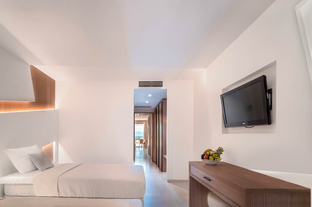 JSI_82993_Kassandra_Bay_Resort_&_Spa_0823_05.jpg