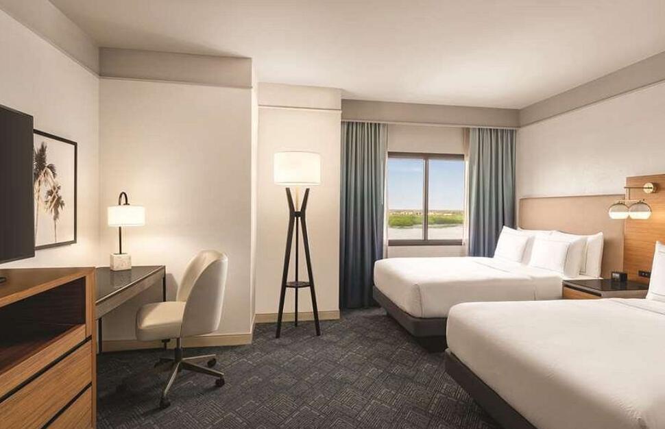 DoubleTree-by-Hilton-Tampa-Rocky-P-8.jpg