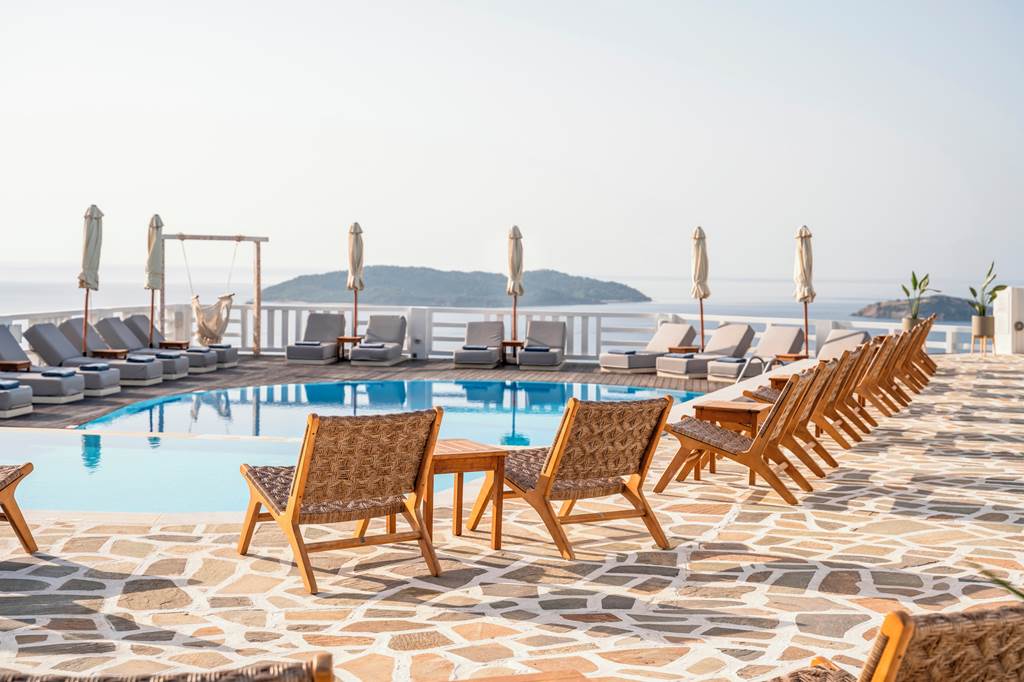 JSI_82956_Oniro_Skiathos_0624_03.jpg