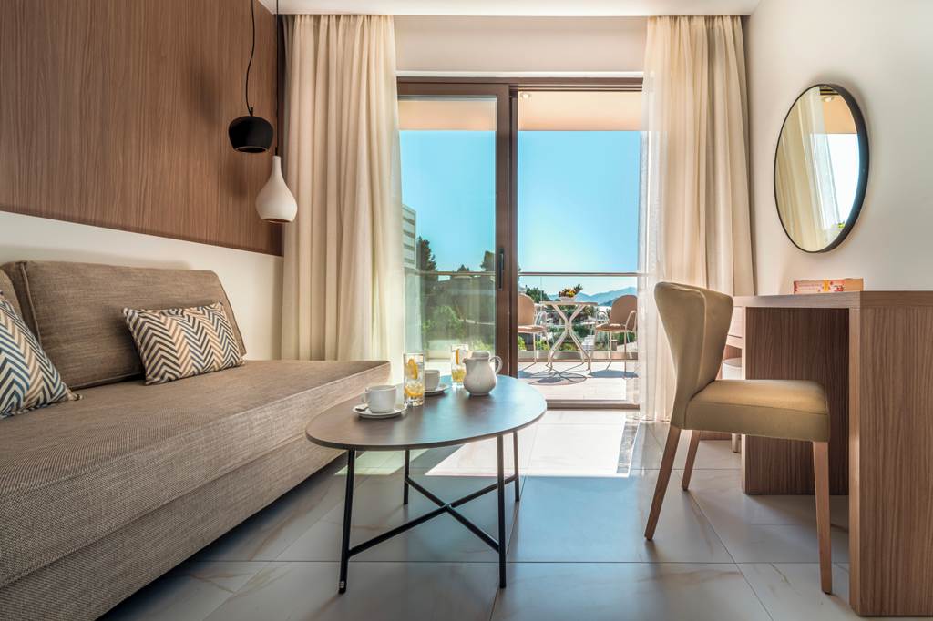 JSI_82993_Kassandra_Bay_Resort_&_Spa_0523_12.jpg