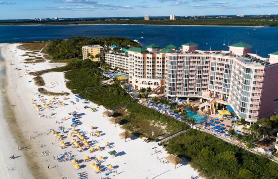 Pink-Shell-Beach-Resort-and-Marina-7.jpg