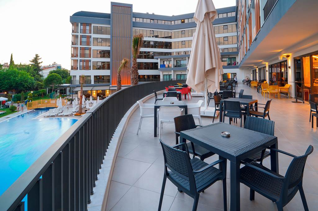 AYT_82730_The_Raga_Side_Hotel_0221_15.jpg