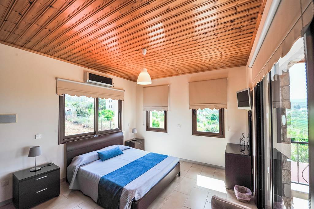 PFO_87584_Sunset_Villa_View_Argaka_0424_03.jpg