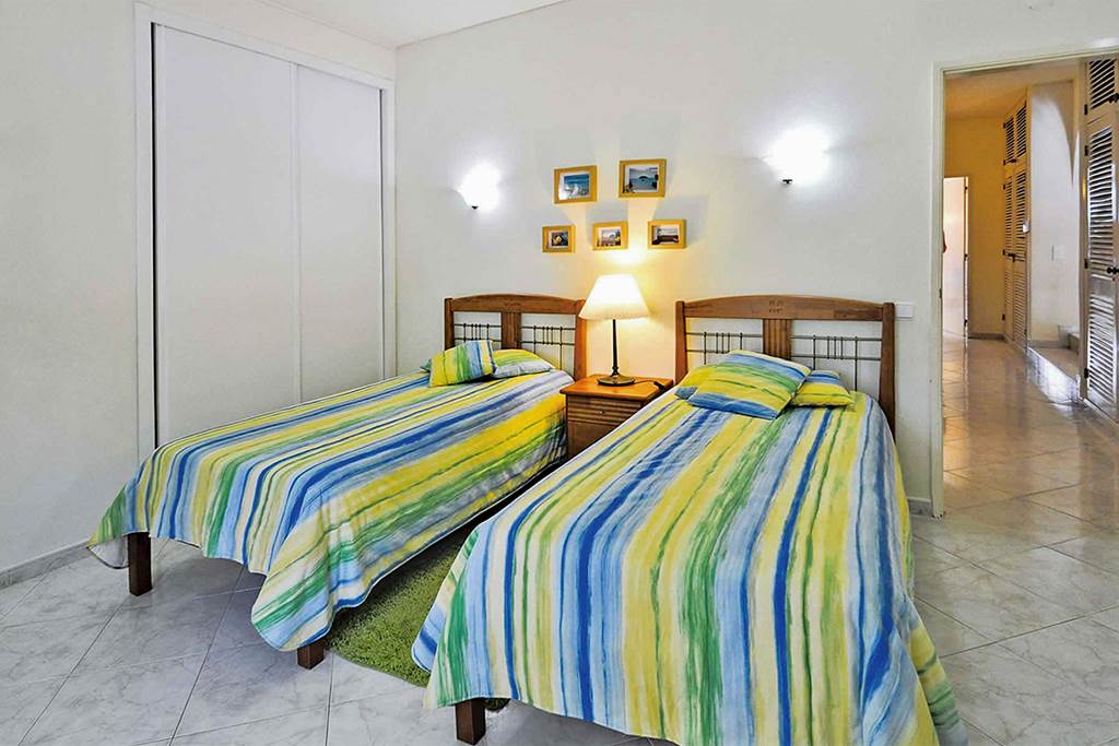FAO_86899_Villa_Holly_Algarve_1223_10.jpg