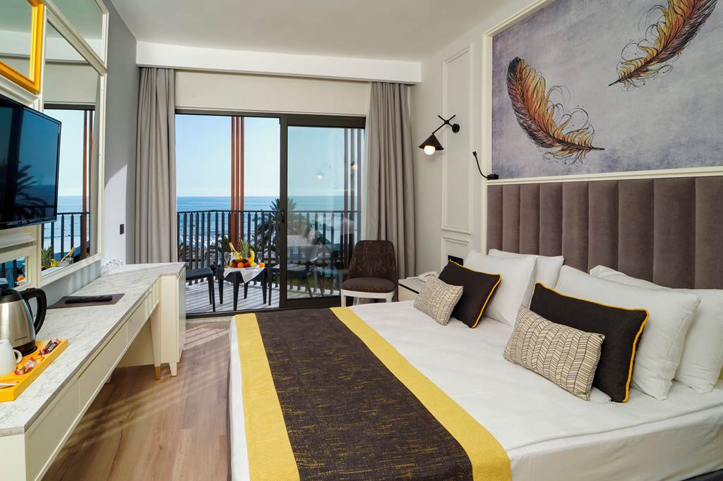 AYT_82730_The_Raga_Side_Hotel_0221_04.jpg