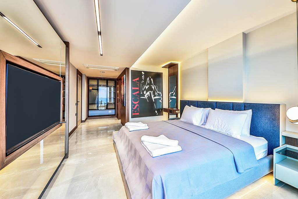 DLM_88668_Villa_Escala_Views_1224_04.jpg