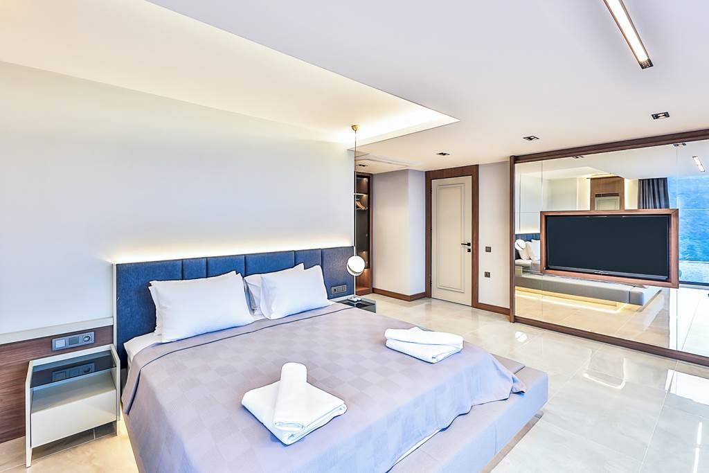 DLM_88668_Villa_Escala_Views_1224_02.jpg