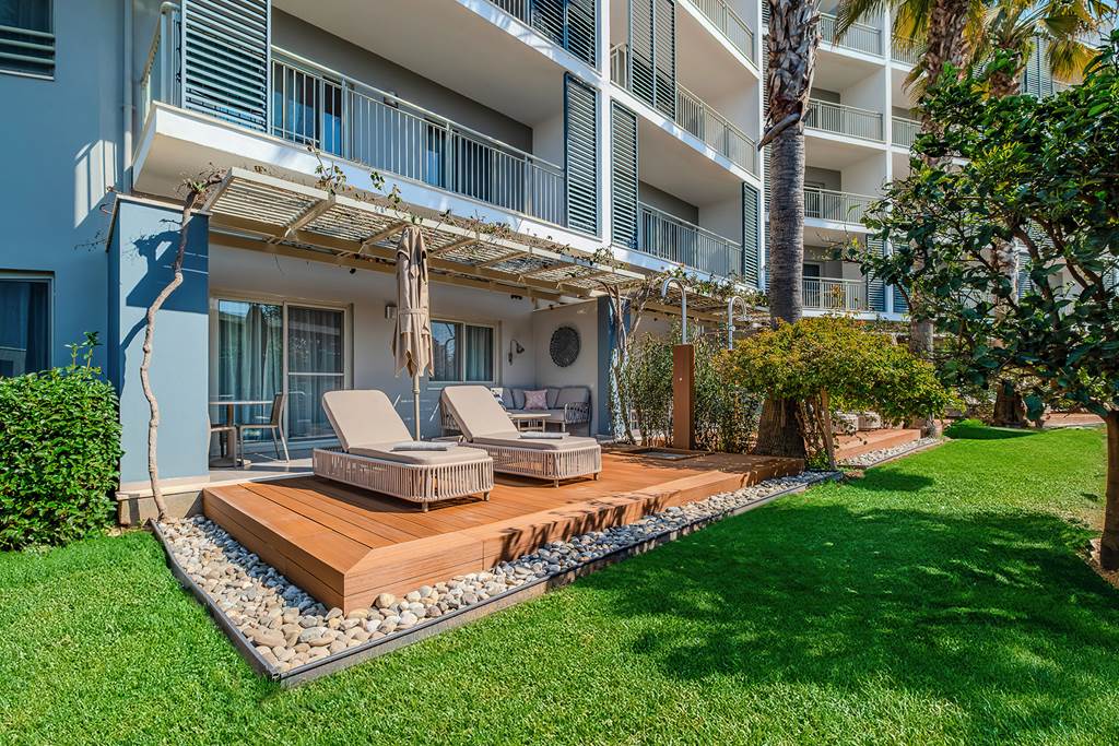 AYT_82525_Barut_GOIA_formerly_Barut_Sunwing_Side_Beach_0424_17.jpg