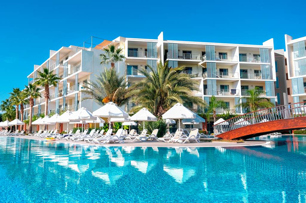 AYT_82525_Barut_GOIA_formerly_Barut_Sunwing_Side_Beach_0224_01.jpg