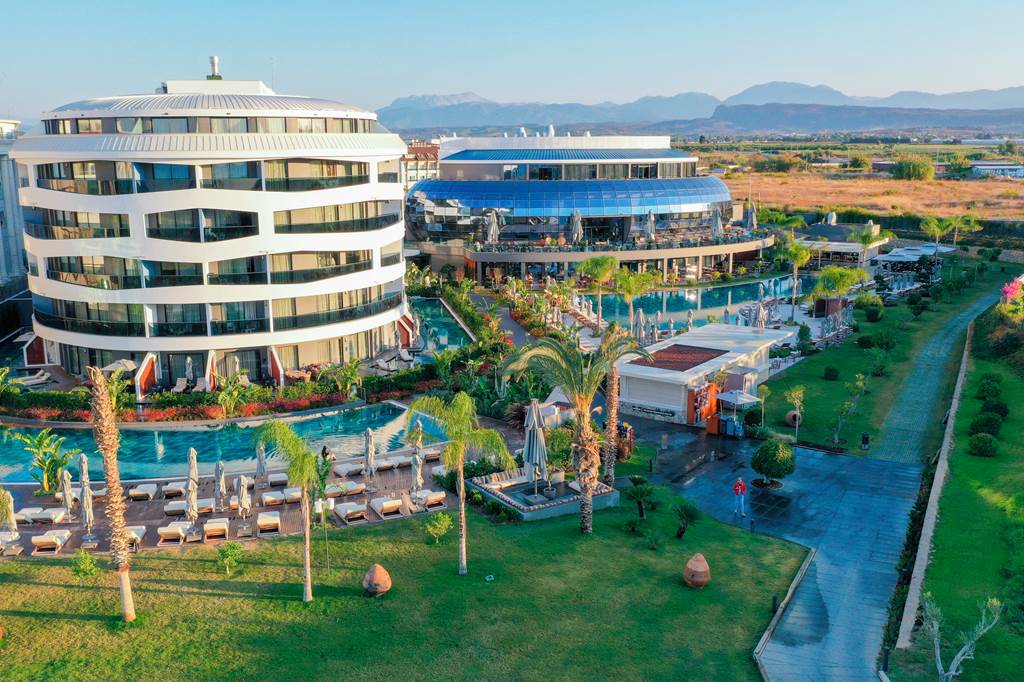 AYT_83315_Liu_Resorts_0324_05.jpg