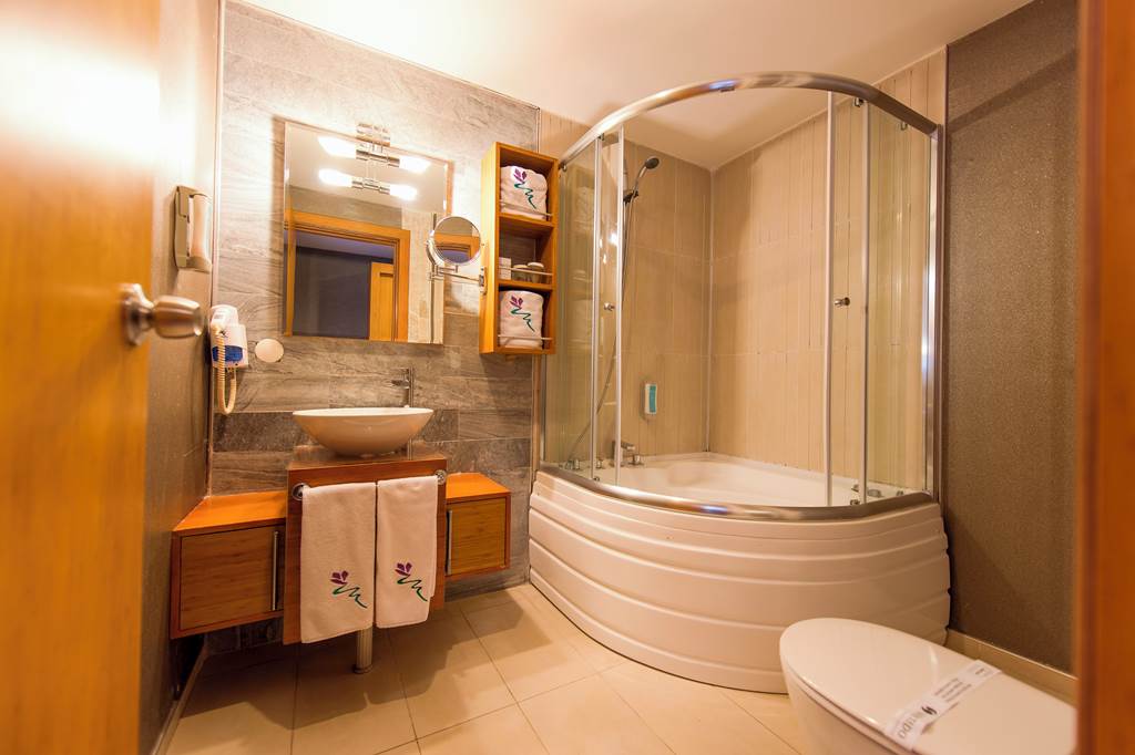 AYT_81466_Flora_Garden_Hotel_1222_03.jpg