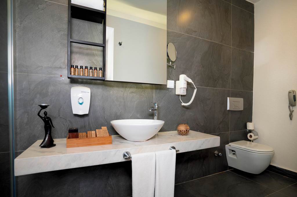 AYT_81466_Flora_Garden_Hotel_0623_03.jpg