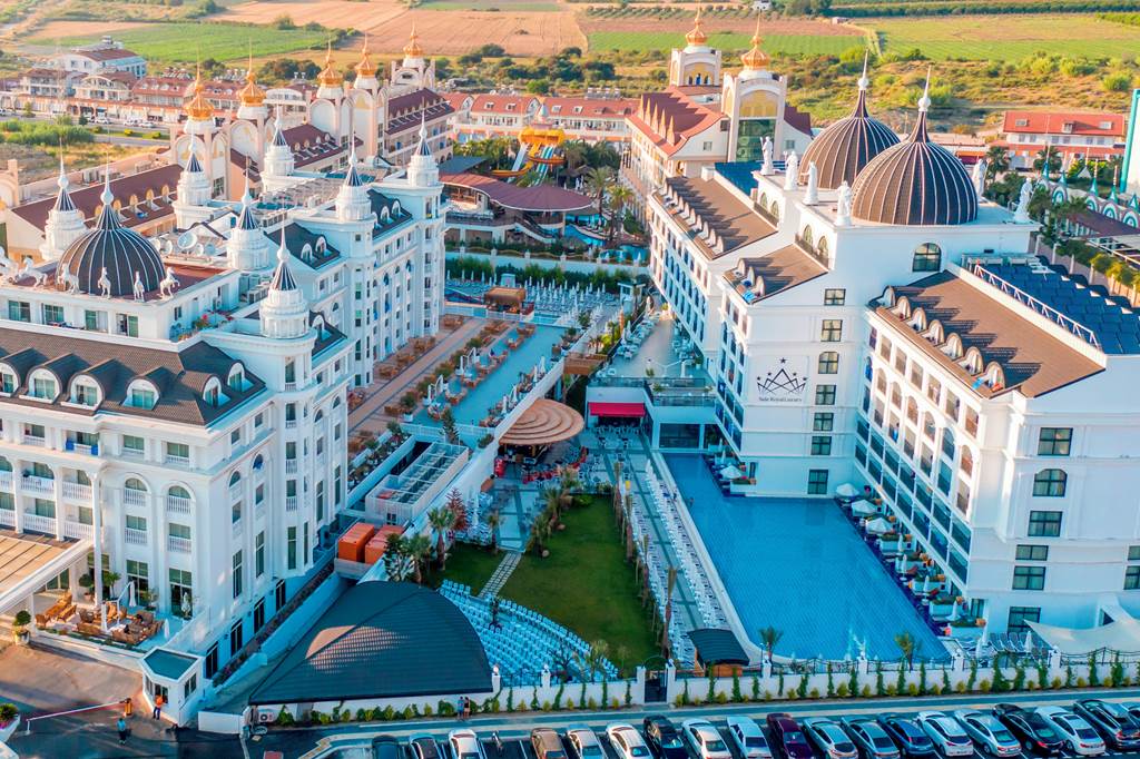 AYT_80766_Side_Royal_Luxury_Hotel_&_Spa_0819_12.jpg