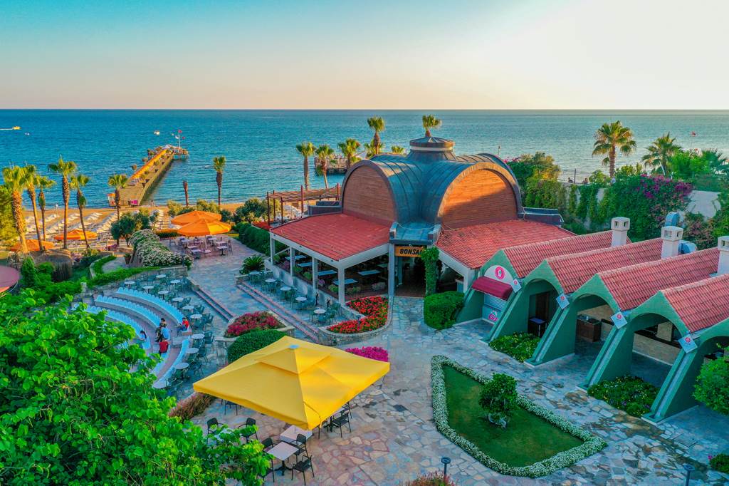 AYT_75817_Arum_Barut_Collection_1123_32.jpg