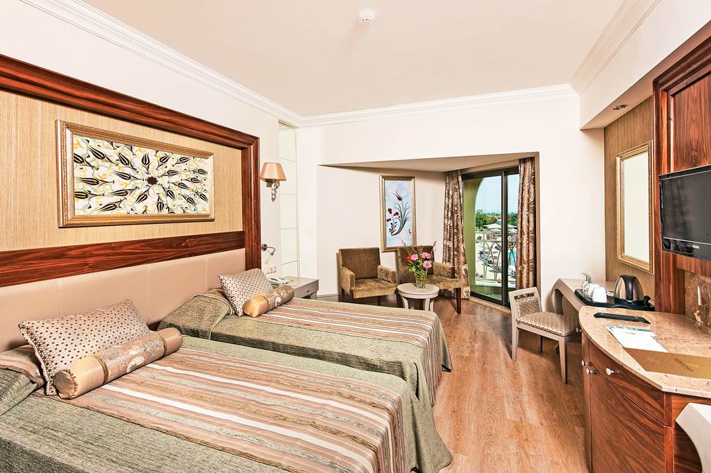 AYT_75752_Side_Star_Resort_0517_18.jpg
