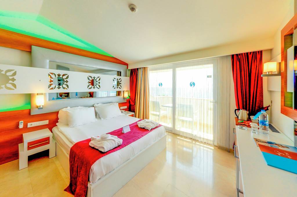AYT_81466_Flora_Garden_Hotel_1119_19.jpg