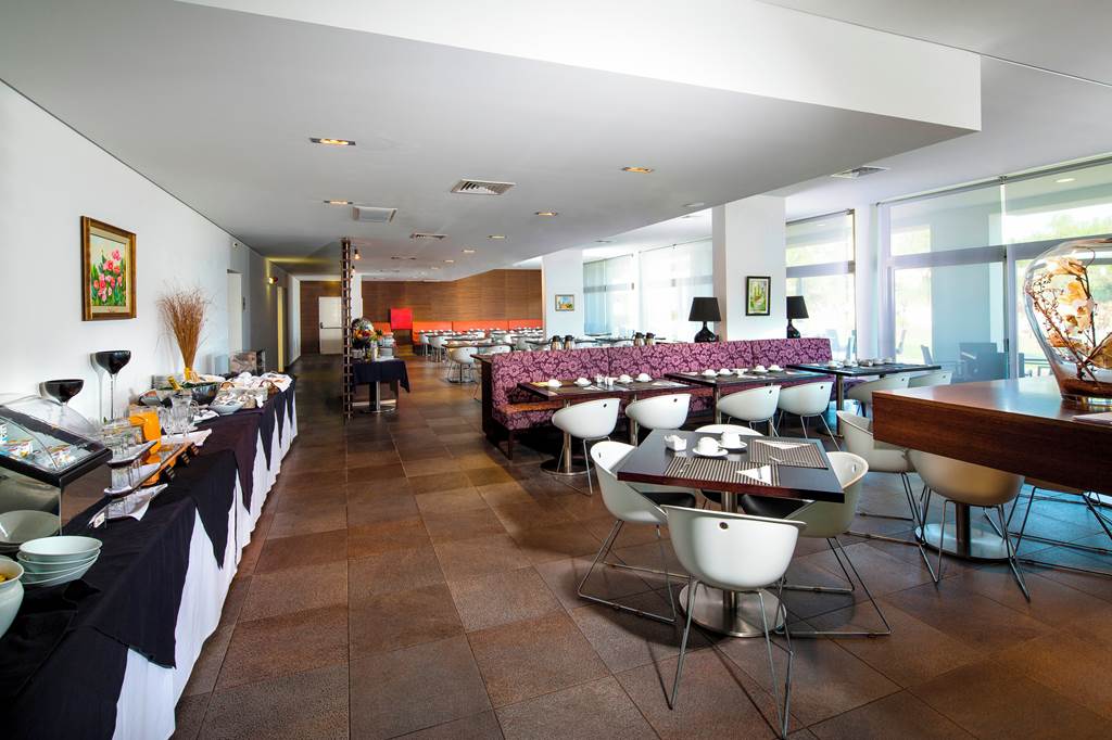 FAO_3492_Luna_Alvor_Village_Suites_0219_09.jpg