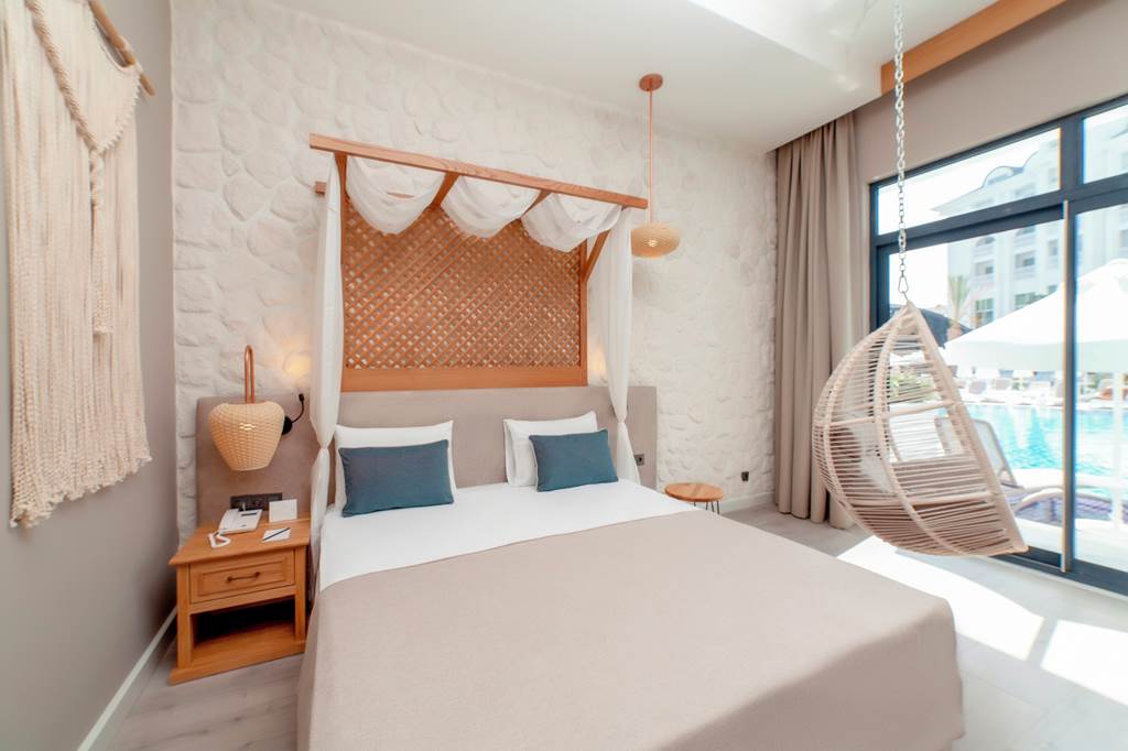 AYT_80766_Side_Royal_Luxury_Hotel_&_Spa_0819_22.jpg