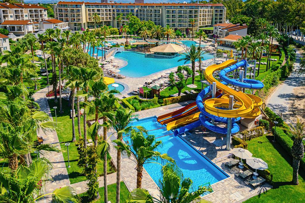 AYT_75817_Arum_Barut_Collection_0924_07.jpg