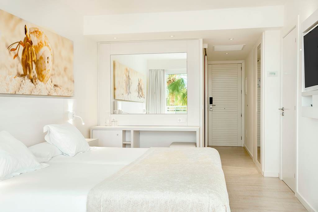PMI_73012_Iberostar_Cristina_0923_15.jpg