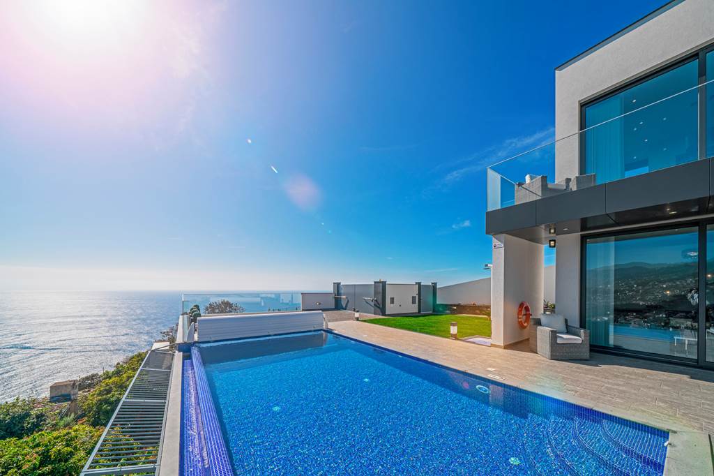 FNC_87172_Villa_Seacrest_0124_05.jpg