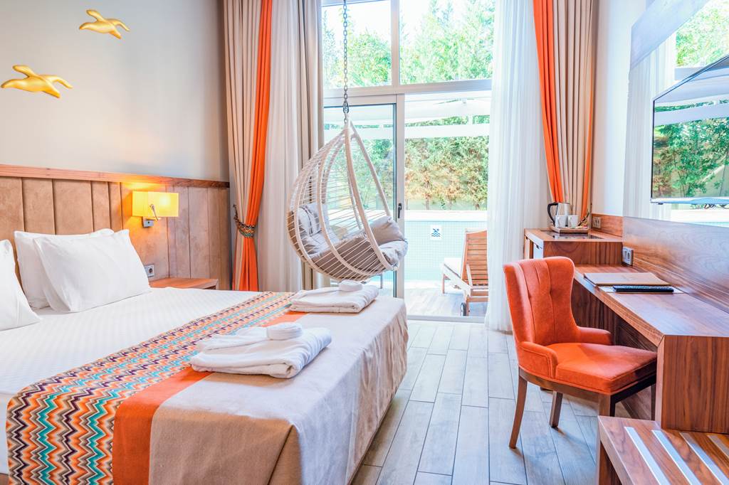AYT_81260_Side_Royal_Palace_Hotel_&_Spa_0221_03.jpg