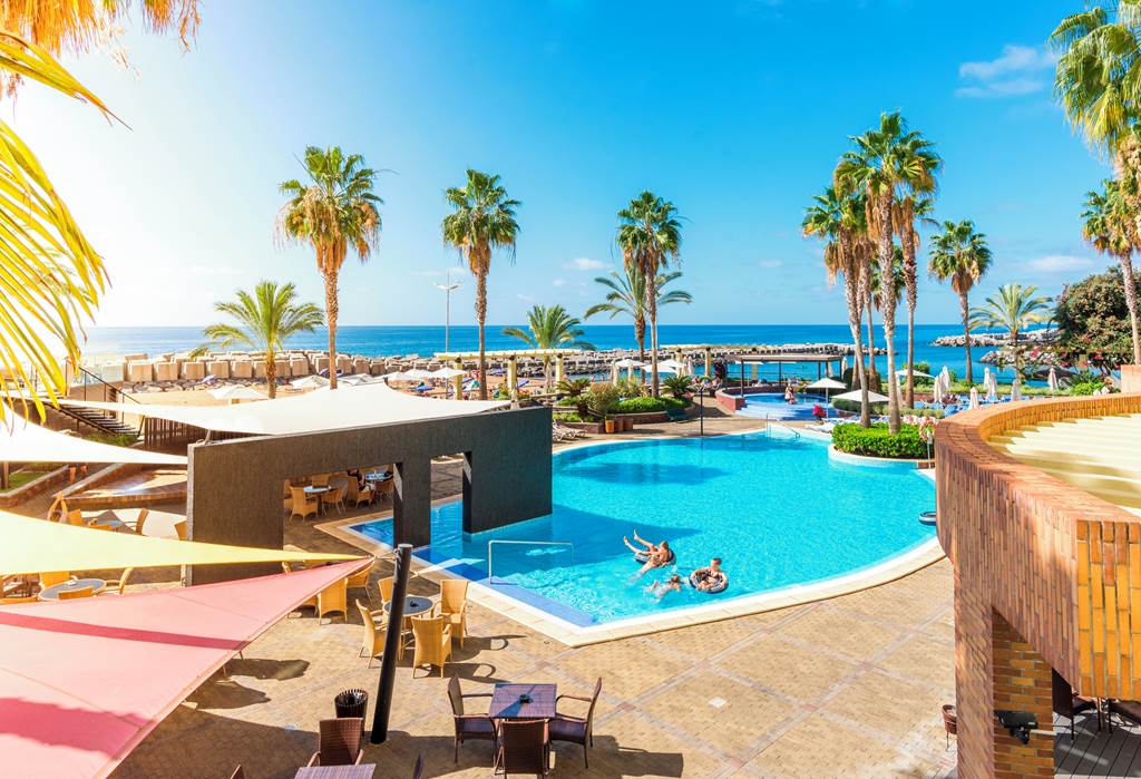 FNC_70827_Savoy_Calheta_Beach_0718_02.jpg