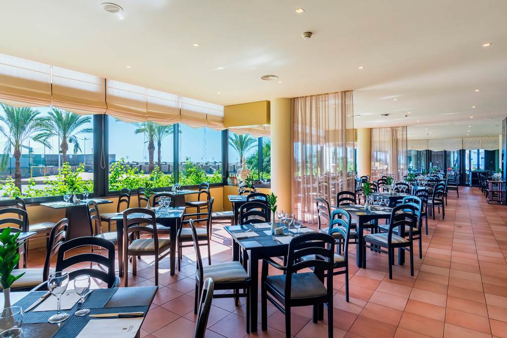 FNC_70827_Savoy_Calheta_Beach_0718_26.jpg
