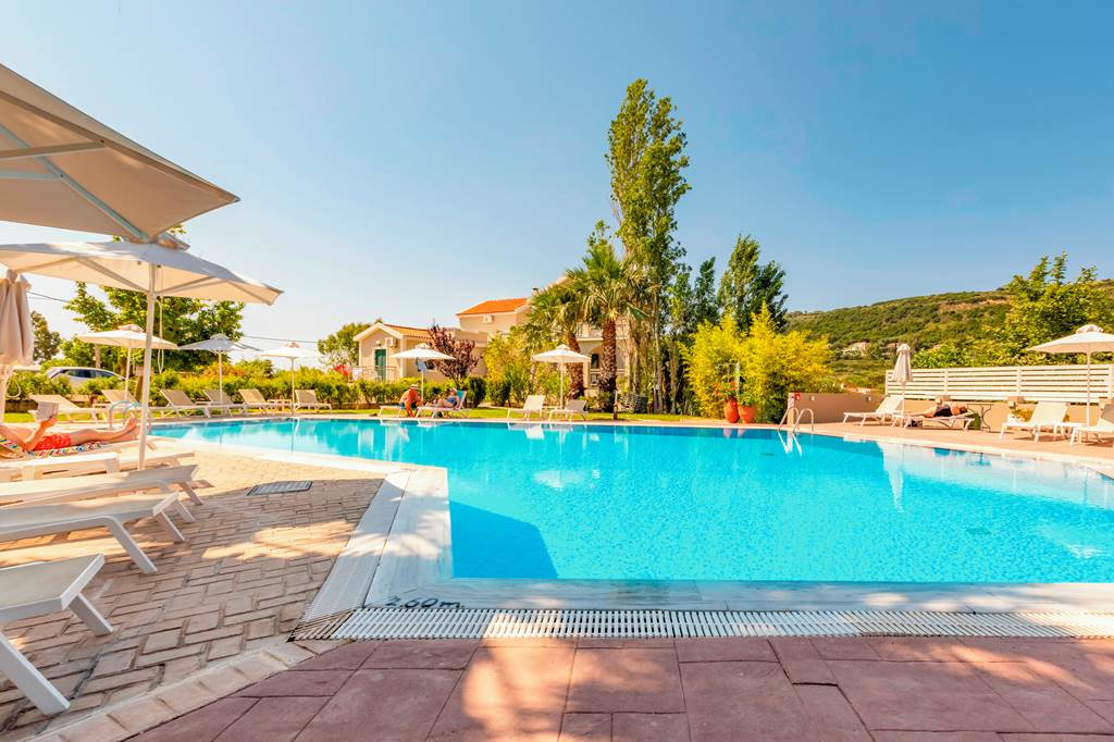 EFL_78418_Mythos_Apartments_0619_02.jpg