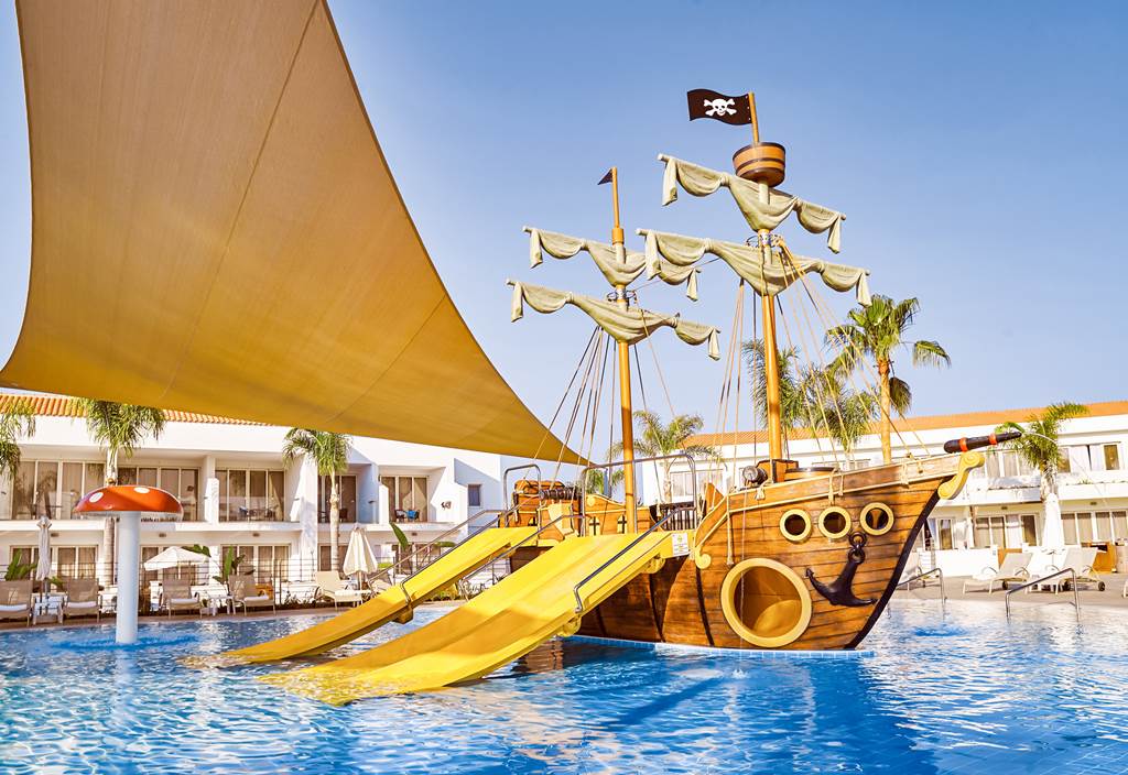 LCA_80167_Olympic_Lagoon_Resort_Ayia_Napa_0422_16.jpg