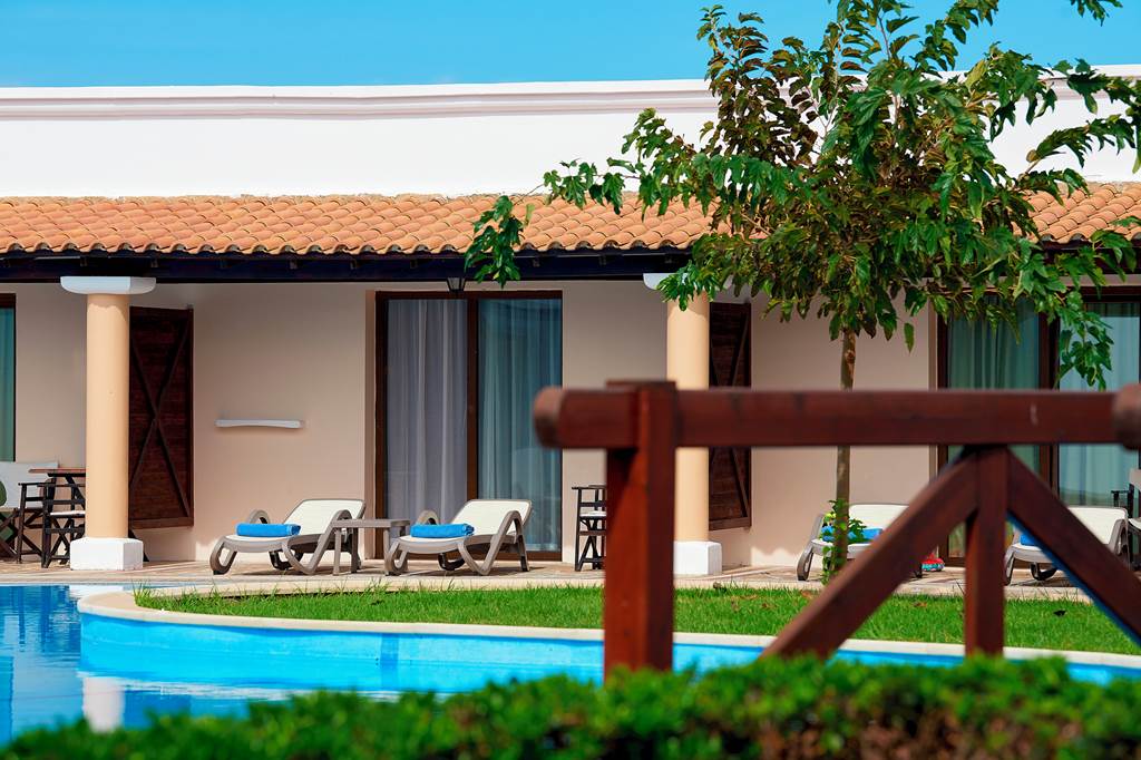 KLX_81339_Aldemar_Olympian_Village_0324_01.jpg