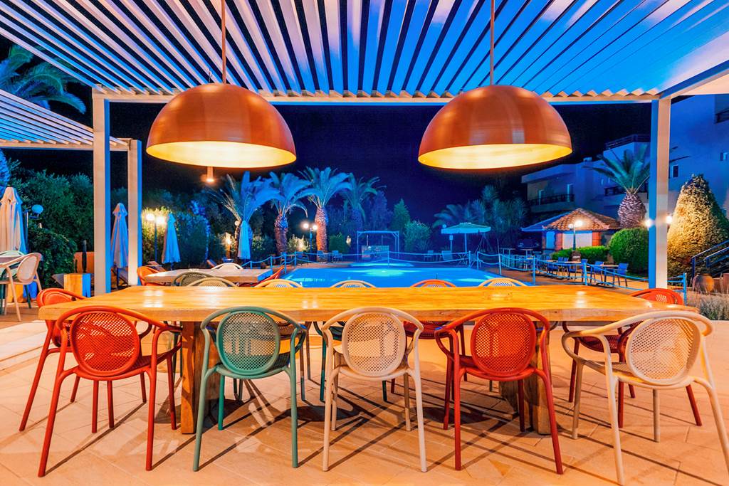 KLX_82555_Apollo_Art_Hotel_1120_15.jpg