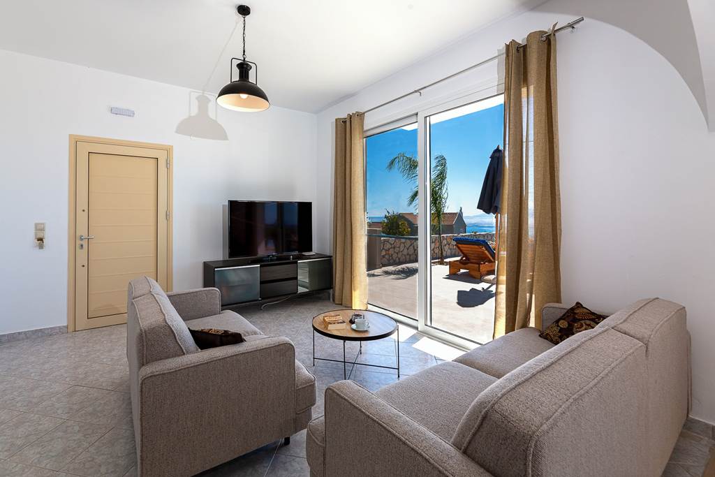 EFL_86515_Villa_George_1123_04.jpg