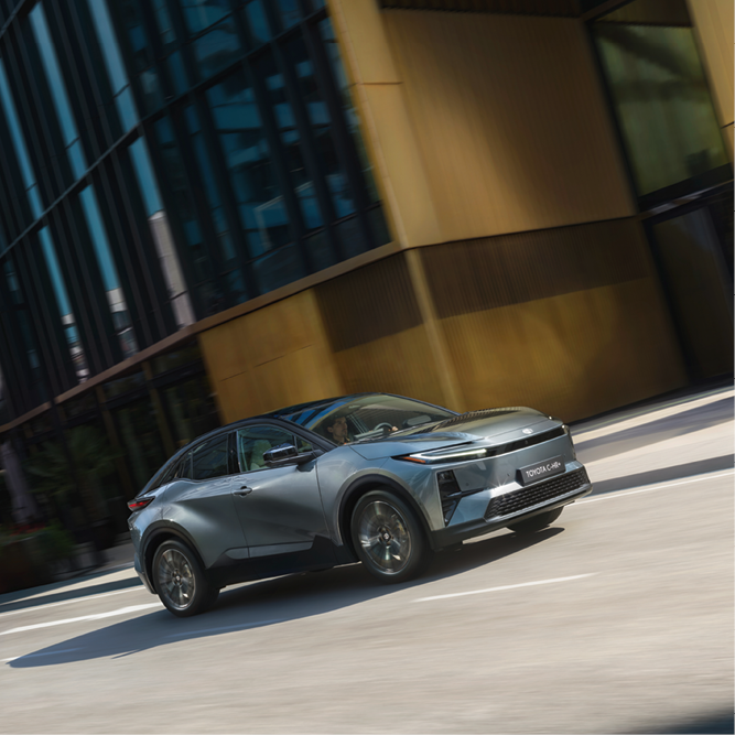 Toyota C-HR+