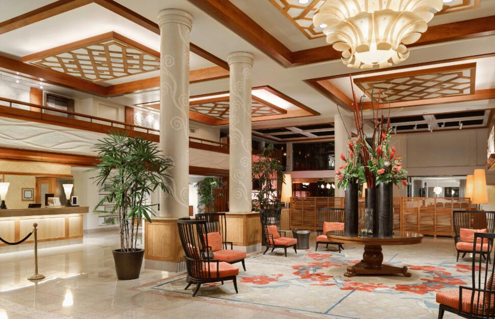 Hilton-Waikiki-Beach-16.jpg