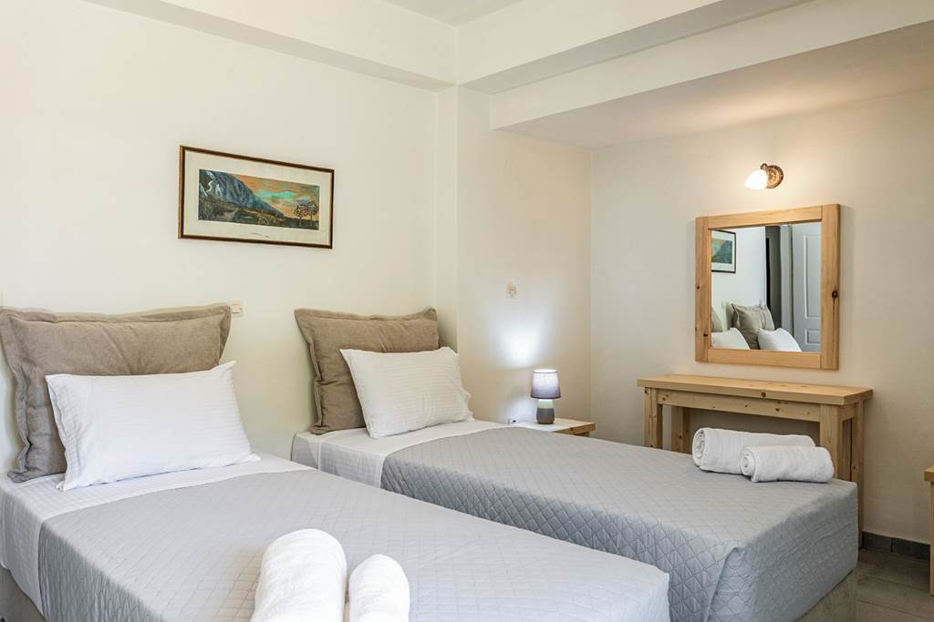 KLX_86419_Villa_Levanda_Elia_0225_05.jpg