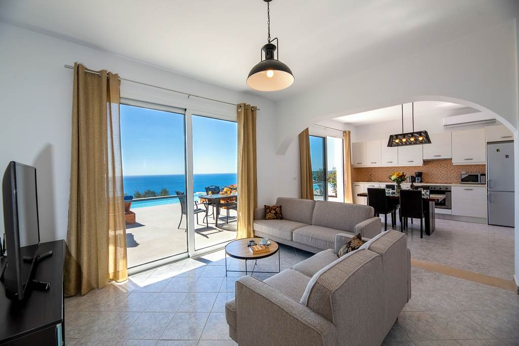 EFL_86515_Villa_George_1123_09.jpg