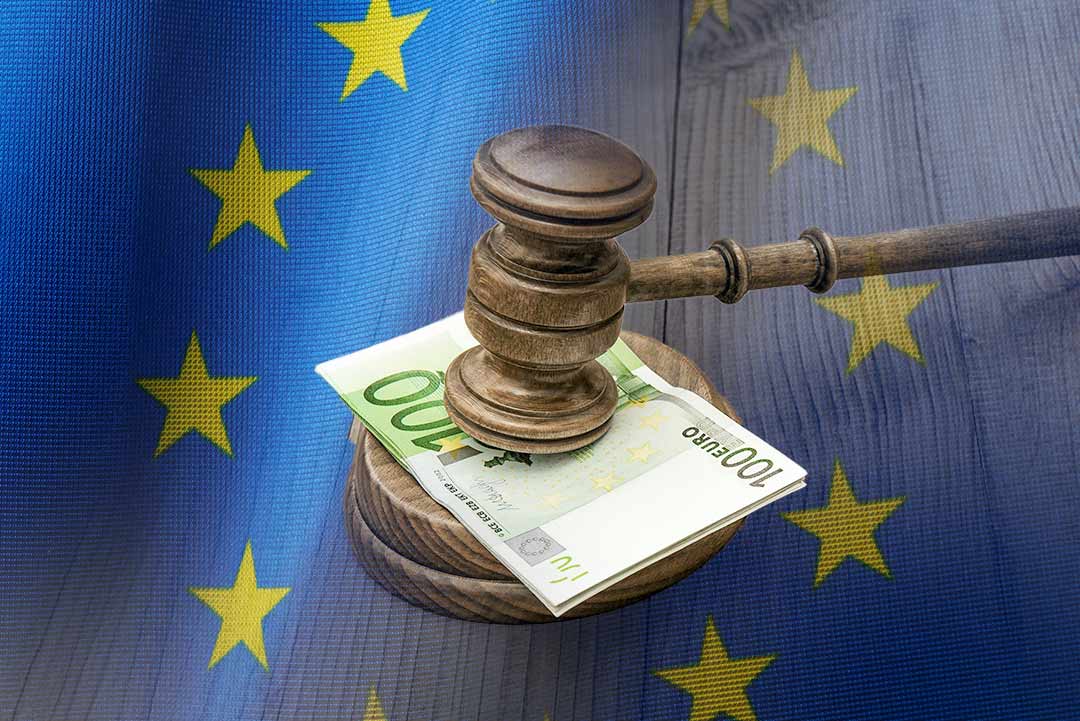 Multa fino a 35 milioni per violazione della legge europea sull'IA: tutto sul AI Act che inizia ad agosto.