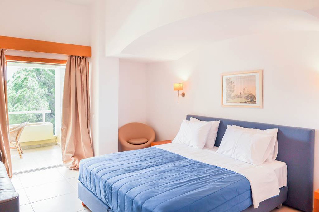 JSI_85361_Kanapitsa_Mare_Hotel_0623_18.jpg
