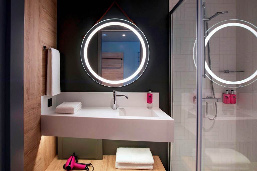 ATH_84000_Moxy_Athens_City_0822_18.jpg