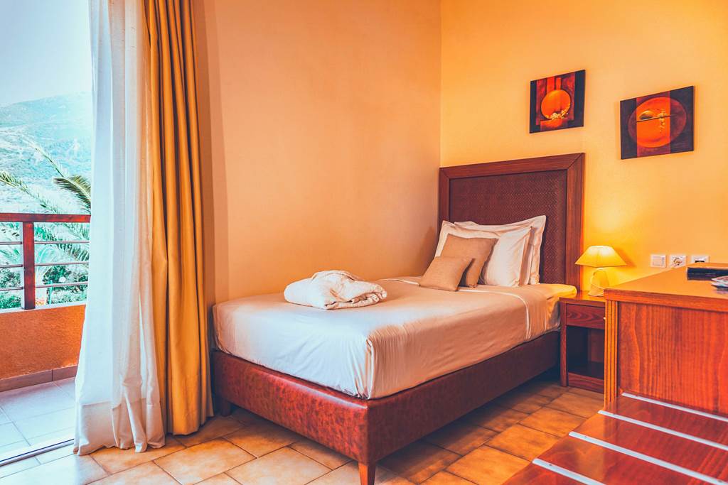 KLX_82555_Apollo_Art_Hotel_1120_05.jpg
