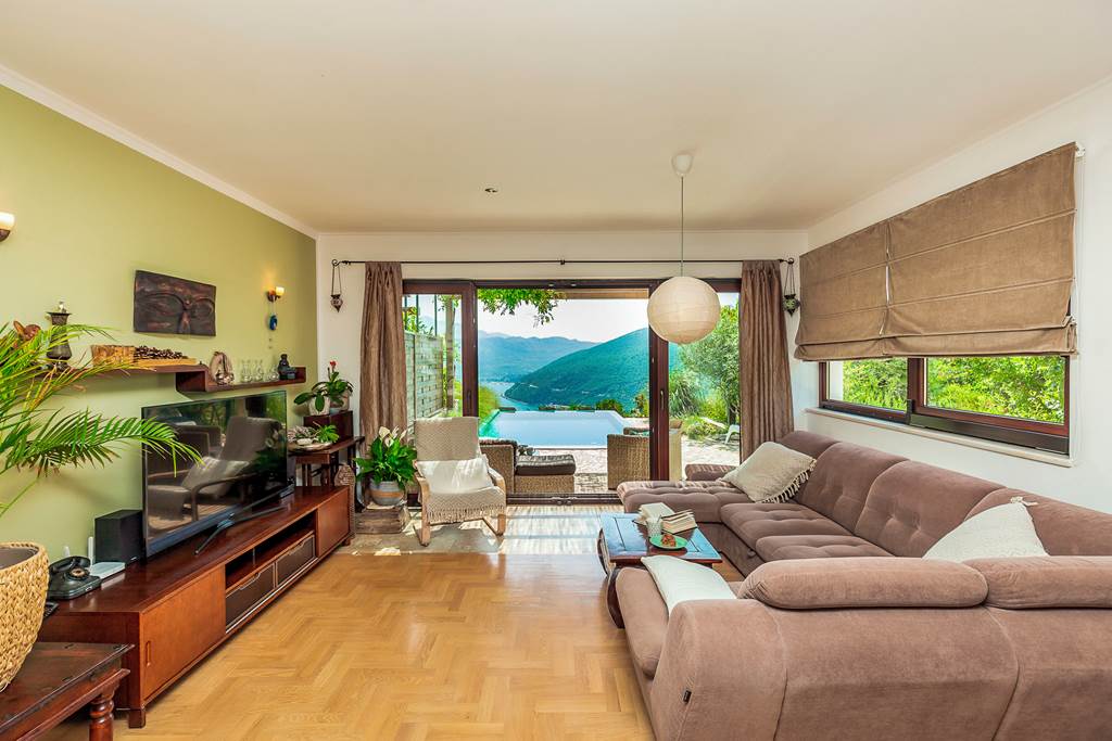 DBV_86127_Villa_Horizon_Panorama_0923_03.jpg