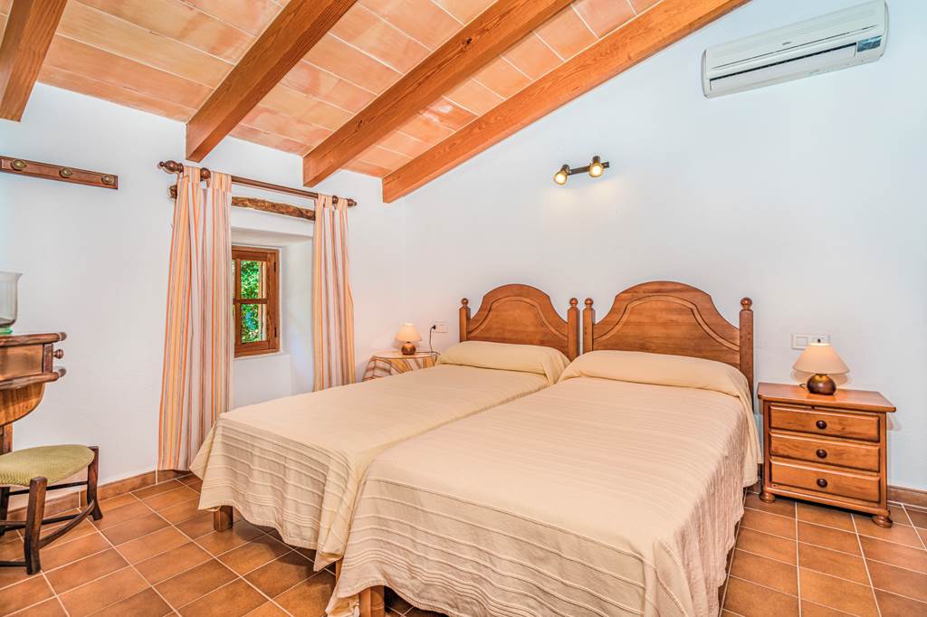 PMI_86561_Villa_Picassa_1123_05.jpg