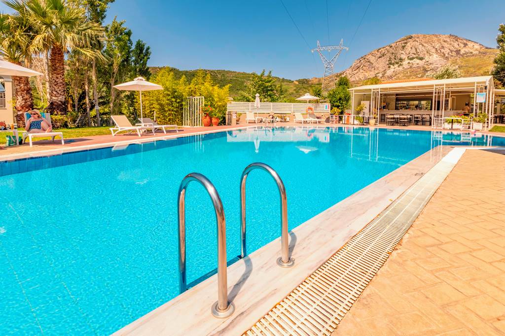 EFL_78418_Mythos_Apartments_0619_05.jpg