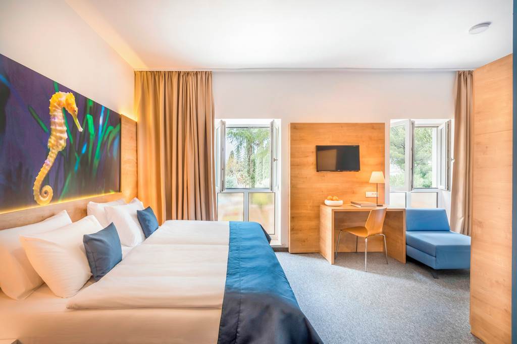 DBV_69284_Hotel_Epidaurus_1019_03.jpg