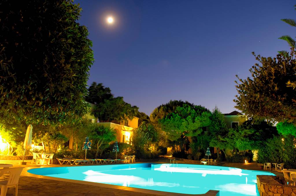 KGS_83433_Kalydna_Island_Hotel_1221_05.jpg